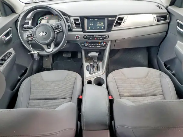 KNDCB3LC7H5051315 2017 KIA NIRO - Image 8
