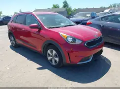 KNDCB3LC7H5056319 2017 KIA NIRO