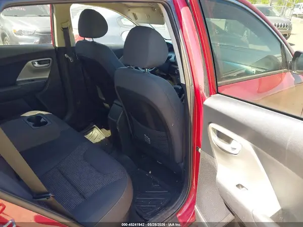 KNDCB3LC7H5056319 2017 KIA NIRO - Image 8