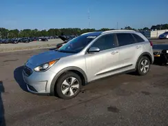 KNDCB3LC7H5064887 2017 KIA NIRO