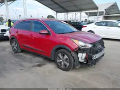 KNDCB3LC7H5073783 2017 KIA NIRO