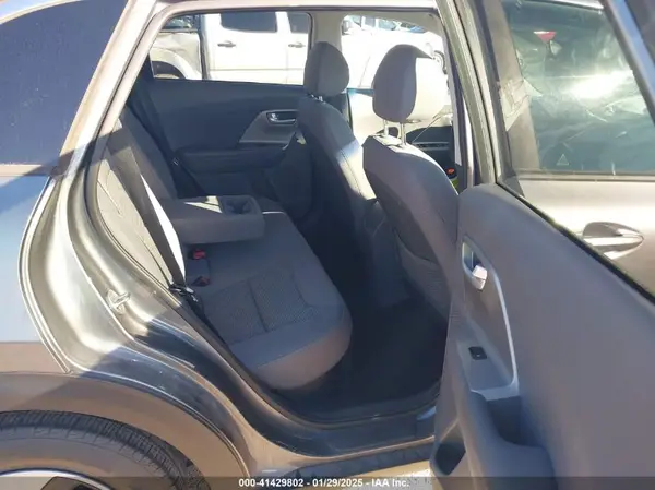 KNDCB3LC7H5082788 2017 KIA NIRO - Image 8