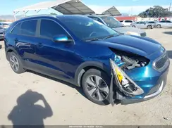 KNDCB3LC7H5094617 2017 KIA NIRO