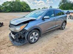 KNDCB3LC7H5094973 2017 KIA NIRO