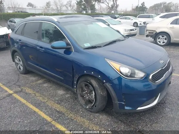 KNDCB3LC7H5101338 2017 KIA NIRO - Image 1