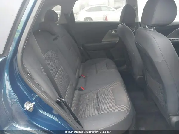 KNDCB3LC7H5101338 2017 KIA NIRO - Image 8