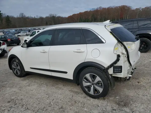 KNDCB3LC7J5110000 2018 KIA NIRO - Image 2