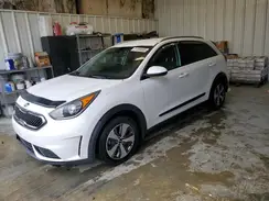 KNDCB3LC7J5110448 2018 KIA NIRO