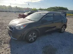 KNDCB3LC7J5110613 2018 KIA NIRO