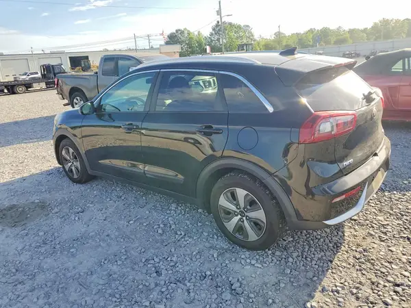 KNDCB3LC7J5110613 2018 KIA NIRO - Image 2