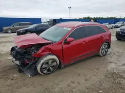 KNDCB3LC7J5123913 2018 KIA NIRO