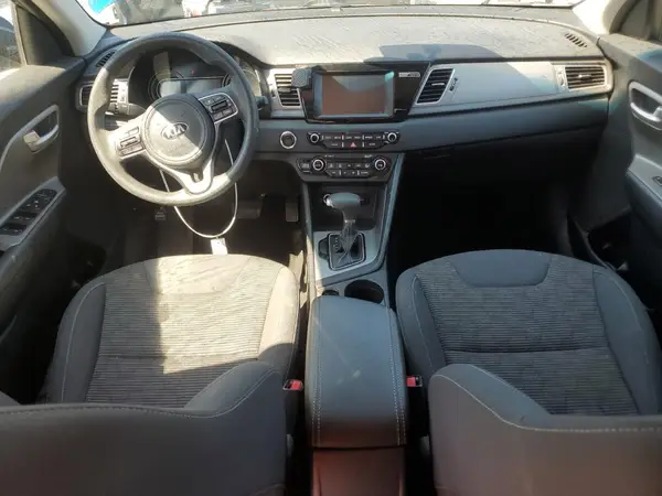 KNDCB3LC7J5125175 2018 KIA NIRO - Image 8