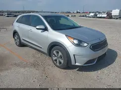 KNDCB3LC7J5132398 2018 KIA NIRO