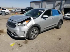 KNDCB3LC7J5147466 2018 KIA NIRO