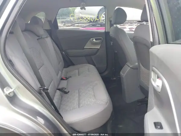 KNDCB3LC7J5148388 2018 KIA NIRO - Image 8