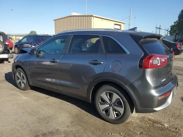 KNDCB3LC7J5153204 2018 KIA NIRO - Image 2