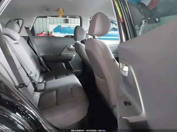KNDCB3LC7J5156717 2018 KIA NIRO - Image 8