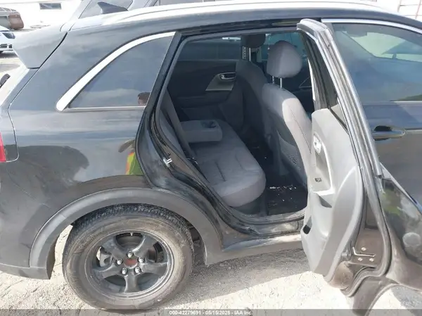 KNDCB3LC7J5176336 2018 KIA NIRO - Image 8