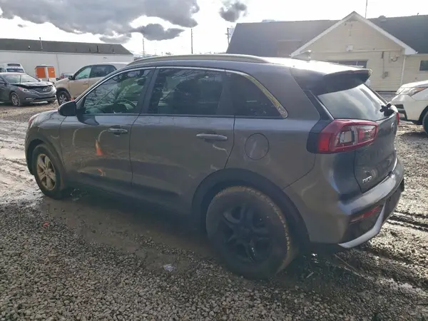 KNDCB3LC7J5179107 2018 KIA NIRO - Image 2