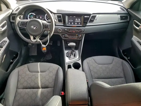 KNDCB3LC7J5179107 2018 KIA NIRO - Image 8