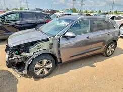 KNDCB3LC7J5202157 2018 KIA NIRO