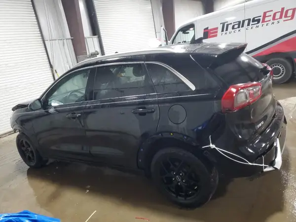 KNDCB3LC7J5210257 2018 KIA NIRO - Image 2