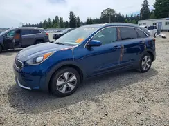 KNDCB3LC7J5212087 2018 KIA NIRO