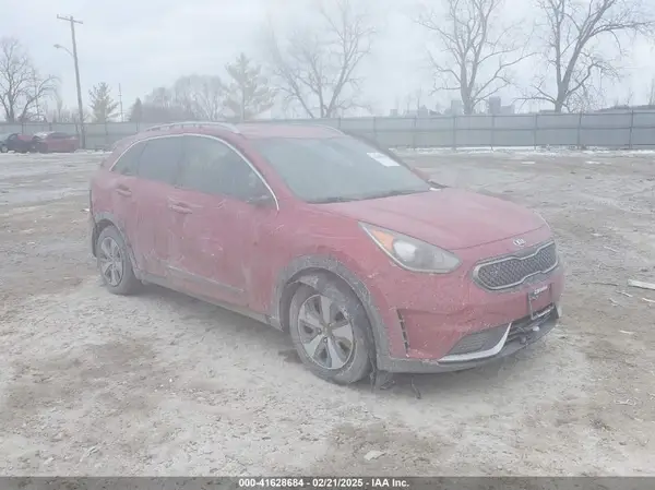 KNDCB3LC7K5218814 2019 KIA NIRO - Image 1