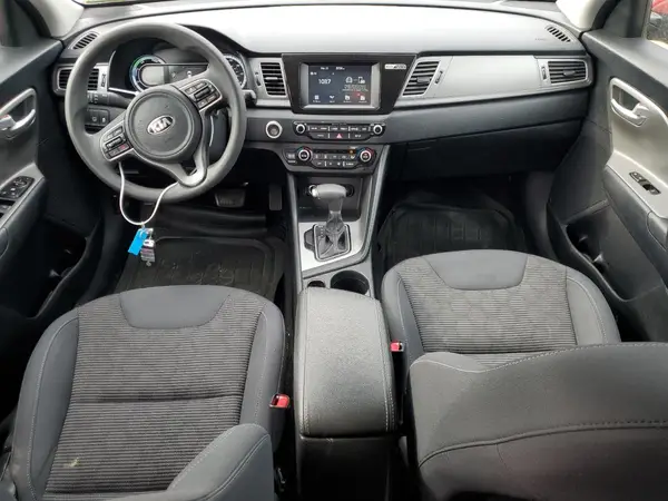 KNDCB3LC7K5219154 2019 KIA NIRO - Image 8