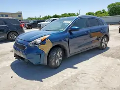 KNDCB3LC7K5231269 2019 KIA NIRO