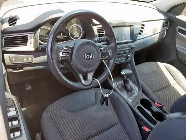KNDCB3LC7K5231269 2019 KIA NIRO - Image 8