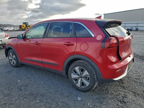 KNDCB3LC7K5241364 2019 KIA NIRO - Image 2