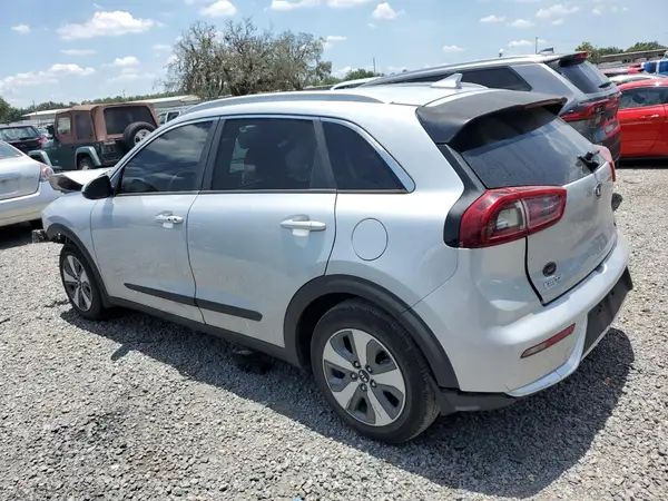 KNDCB3LC7K5256947 2019 KIA NIRO - Image 2
