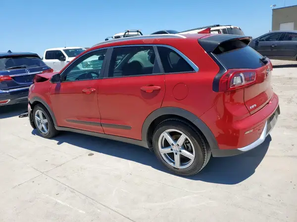 KNDCB3LC7K5257578 2019 KIA NIRO - Image 2
