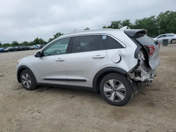 KNDCB3LC7K5258231 2019 KIA NIRO - Image 2