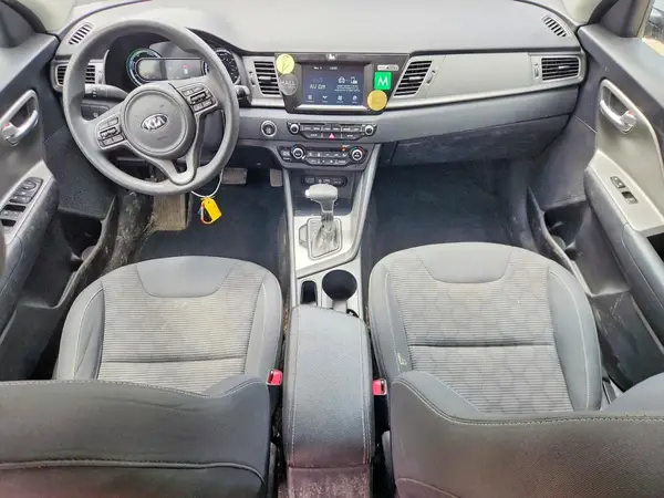 KNDCB3LC7K5261162 2019 KIA NIRO - Image 8