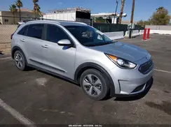 KNDCB3LC7K5263350 2019 KIA NIRO