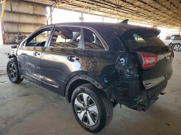 KNDCB3LC7K5306861 2019 KIA NIRO - Image 2