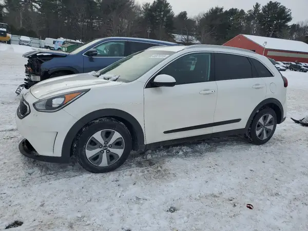 KNDCB3LC7K5316516 2019 KIA NIRO - Image 1