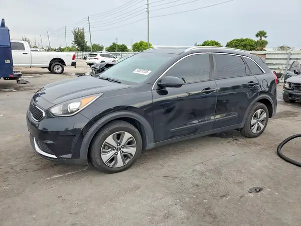 KNDCB3LC7K5327774 2019 KIA NIRO - Image 1