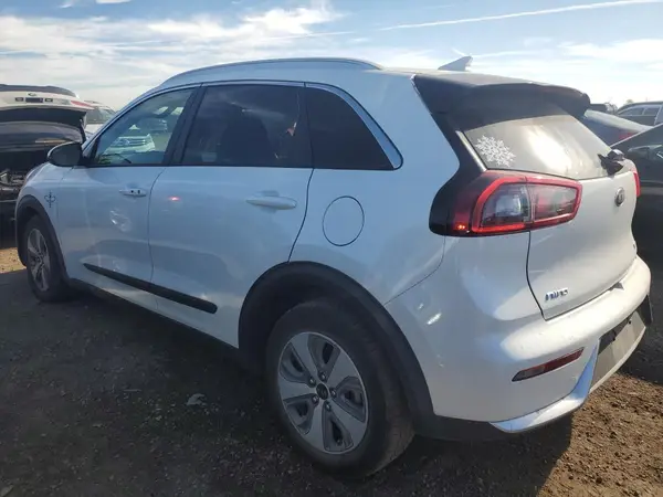 KNDCB3LC7K5350536 2019 KIA NIRO - Image 2