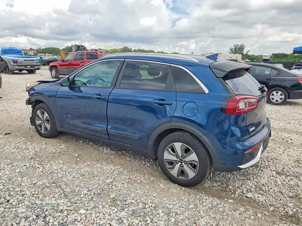 KNDCB3LC7K5350682 2019 KIA NIRO - Image 2