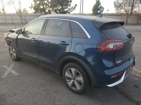KNDCB3LC7K5352822 2019 KIA NIRO - Image 2