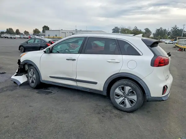 KNDCB3LC7L5365636 2020 KIA NIRO - Image 2