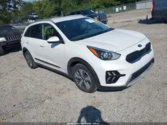 KNDCB3LC7L5368584 2020 KIA NIRO