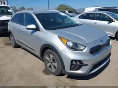 KNDCB3LC7L5369198 2020 KIA NIRO