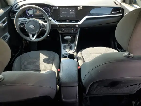 KNDCB3LC7L5369735 2020 KIA NIRO - Image 8