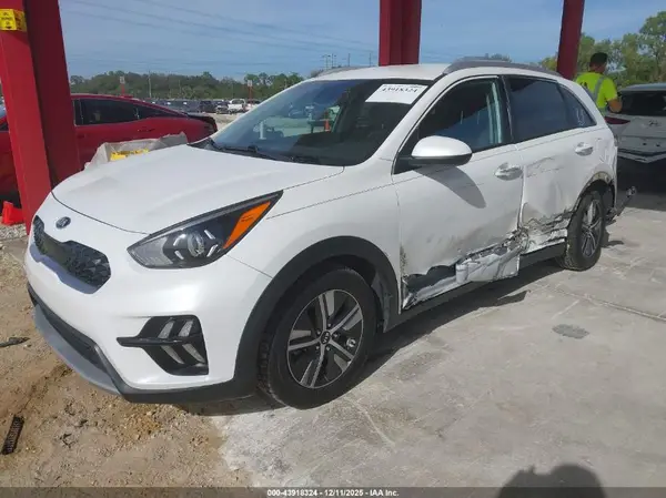 KNDCB3LC7L5374286 2020 KIA NIRO - Image 2