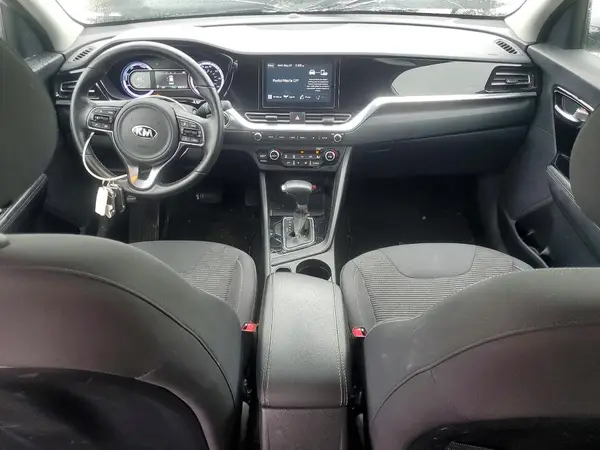KNDCB3LC7L5374692 2020 KIA NIRO - Image 8