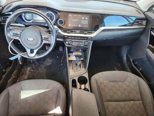 KNDCB3LC7L5377530 2020 KIA NIRO - Image 8